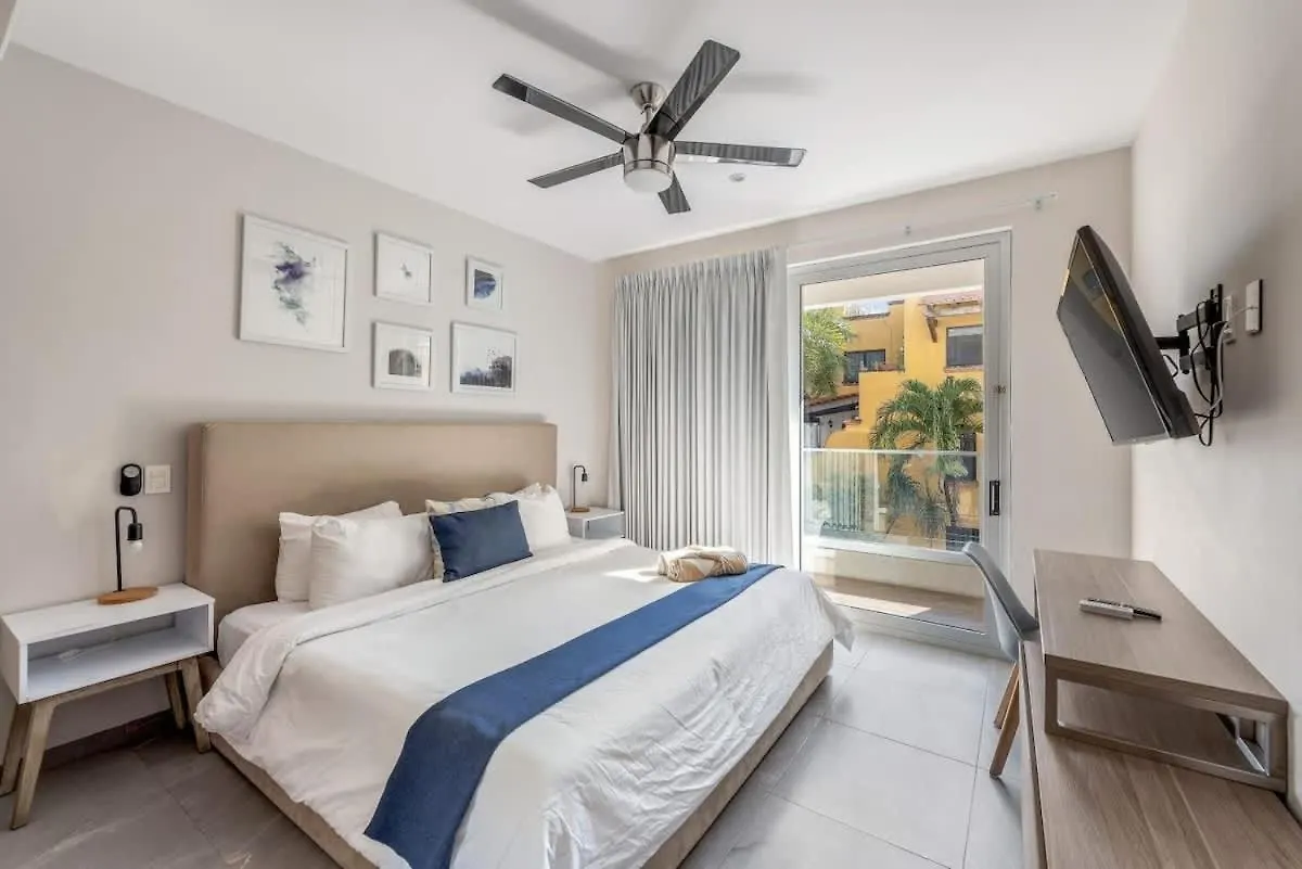 Apartment Luxury Condo 1Bd Apt Ac Pool Gym Cinema Playa del Carmen Mexico