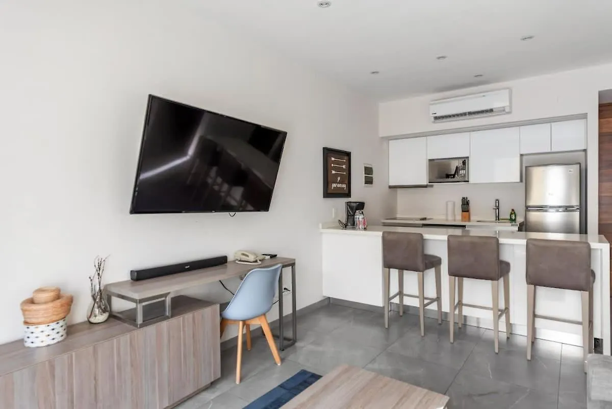 Luxury Condo 1Bd Apt Ac Pool Gym Cinema Playa del Carmen 0*,