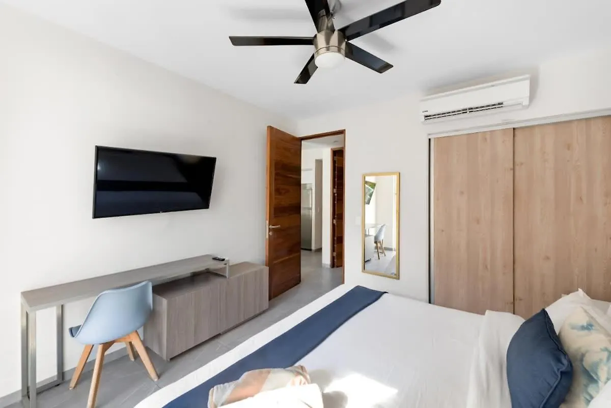 Apartment Luxury Condo 1Bd Apt Ac Pool Gym Cinema Playa del Carmen Mexiko